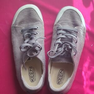 Keen Women's EUC Sneaker 7.5